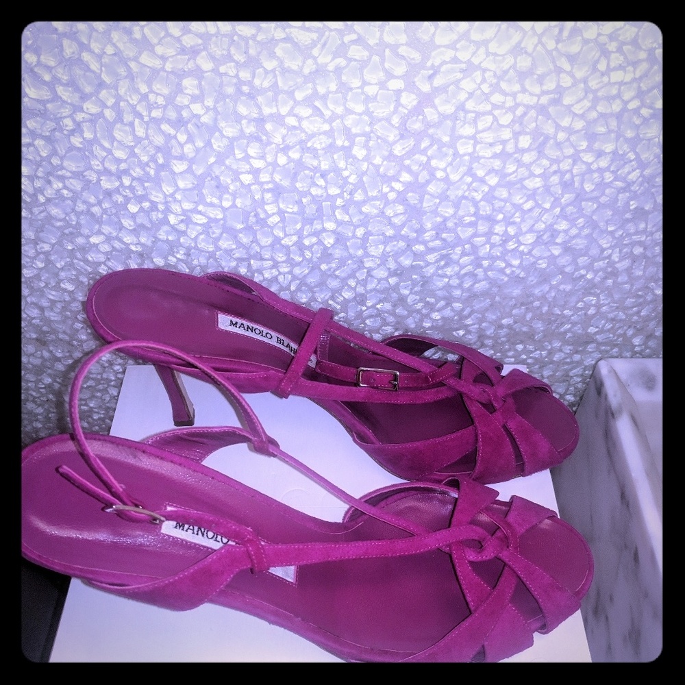 Amazing suede strappy sandals.